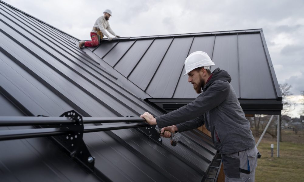 medium-shot-men-working-roof-together-min